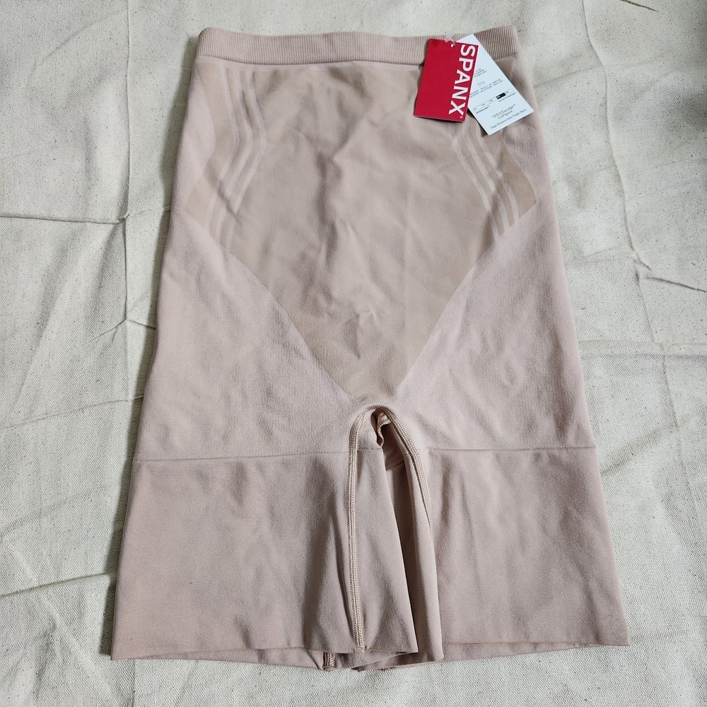SPANX SPANXsculpt GoFigure High-Waisted Firm Mid-Thigh Shapewear Medium Chai Tan